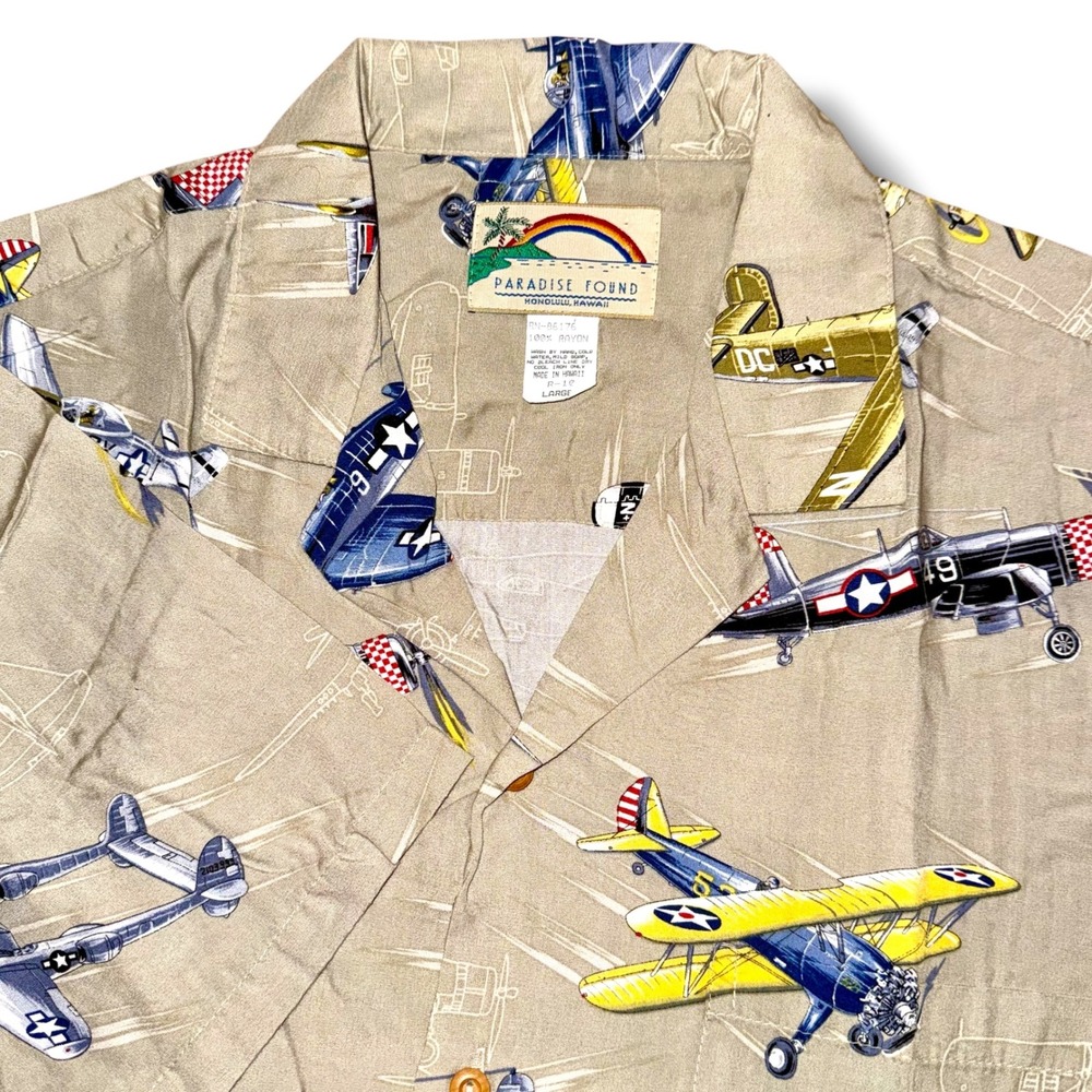 Paradise Found Men Hawaiian Shirt Large Tan Vintage WWII Airplane Aviation Rayon